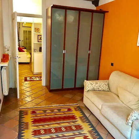 Corso Di Porta Ticinese * מילאנו